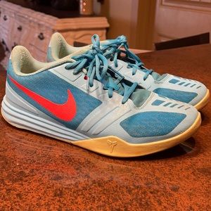 Nike Kobe Mentality shoes